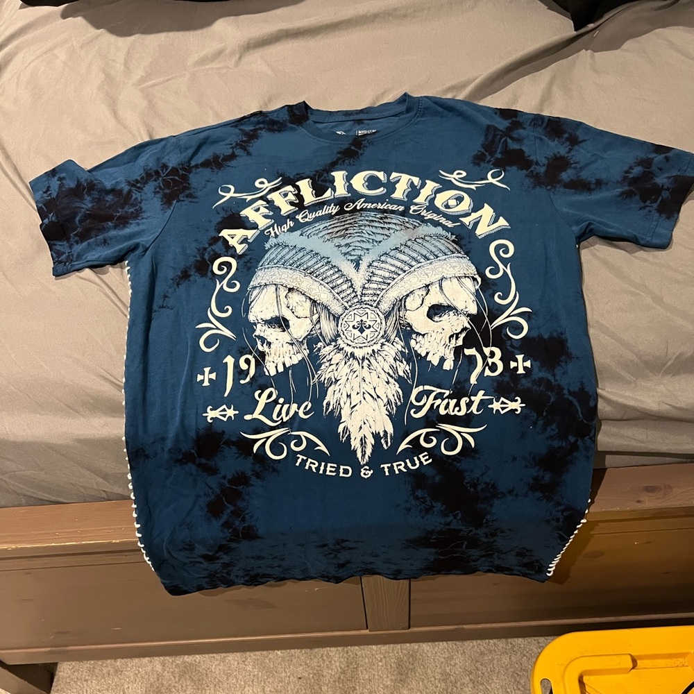 Affliction Navy Graphic Tee with Skull Design